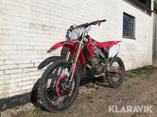 Honda CRF 450 motorbike