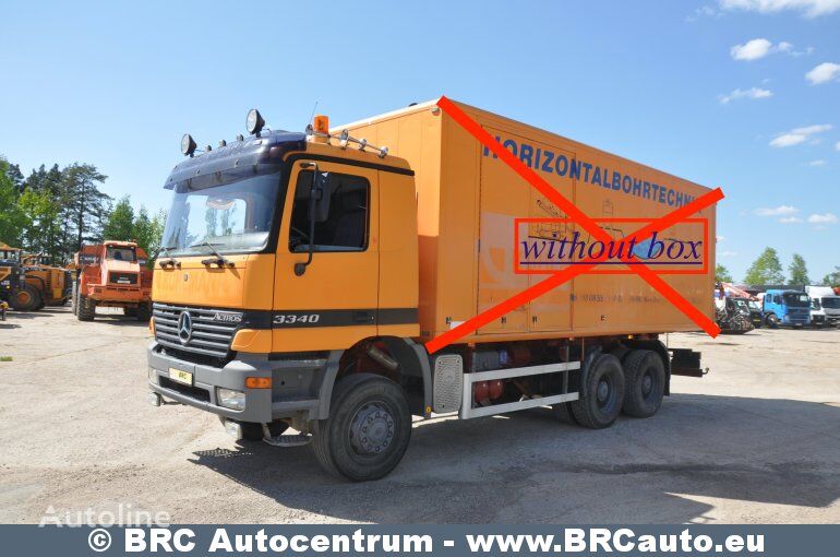 Mercedes-Benz 3340 box truck