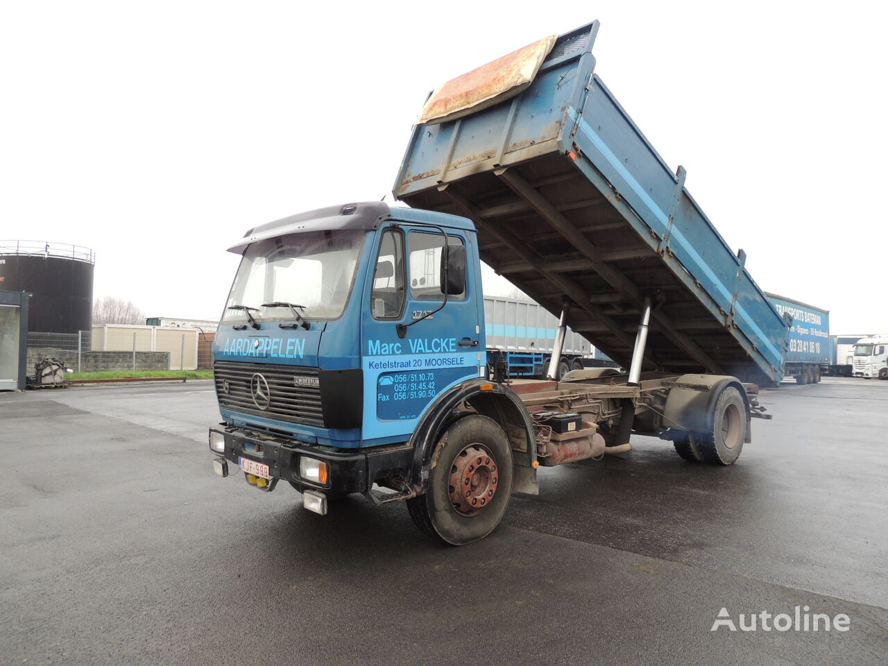 Mercedes-Benz 1717  dump truck