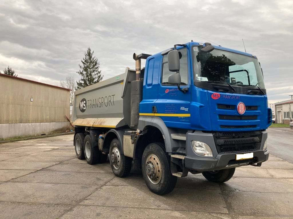 Tatra 8P6R46 dump truck