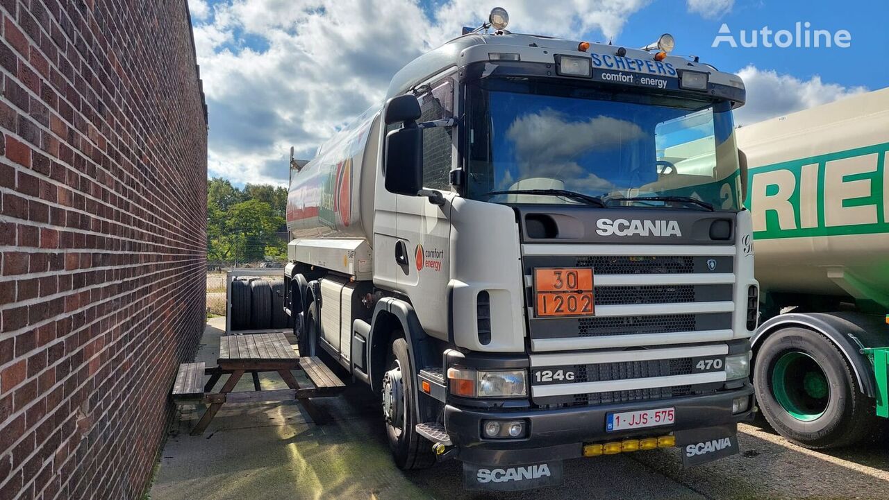 Scania 124G 470 fuel truck