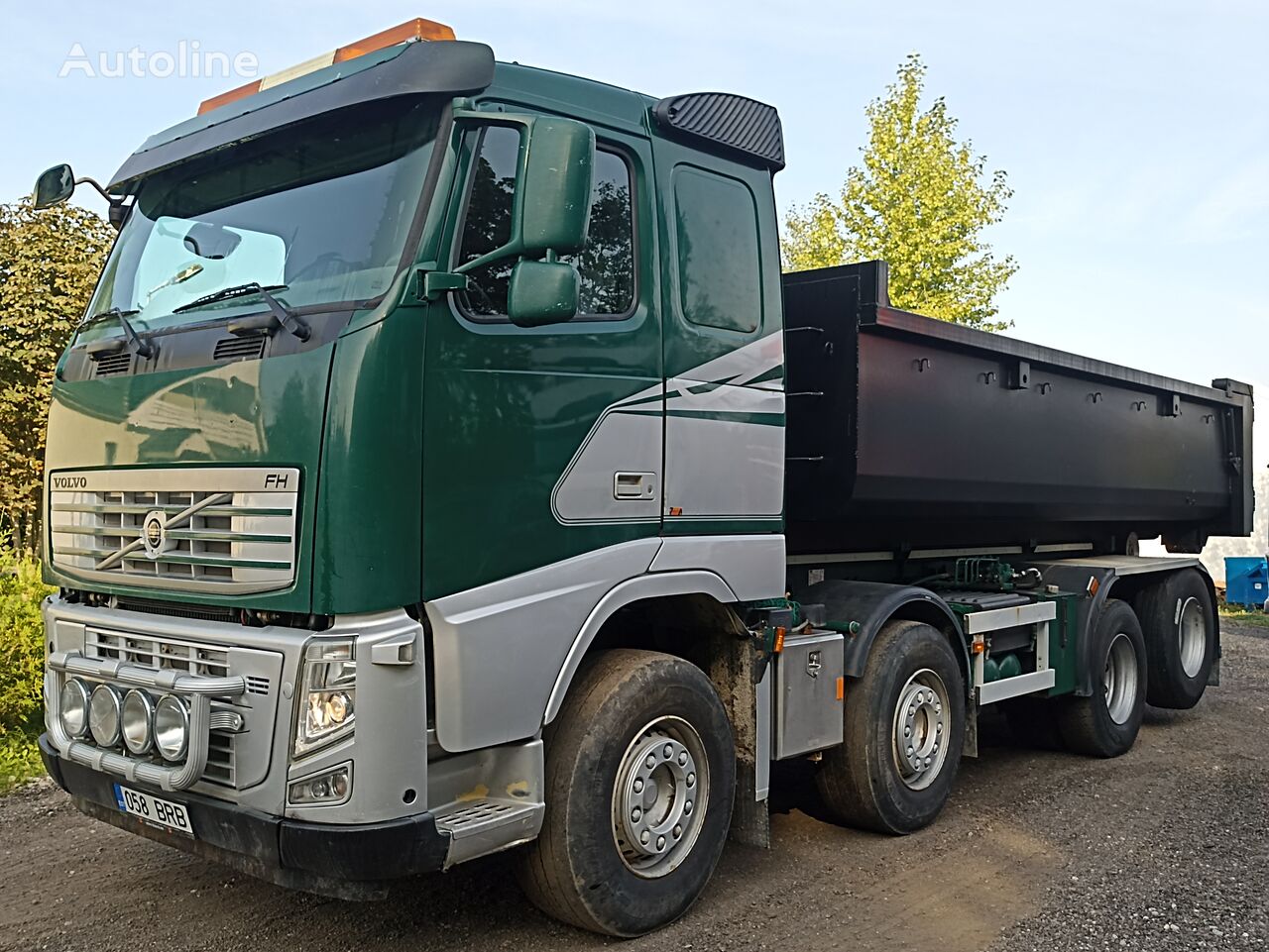 Volvo FH500 hook lift truck