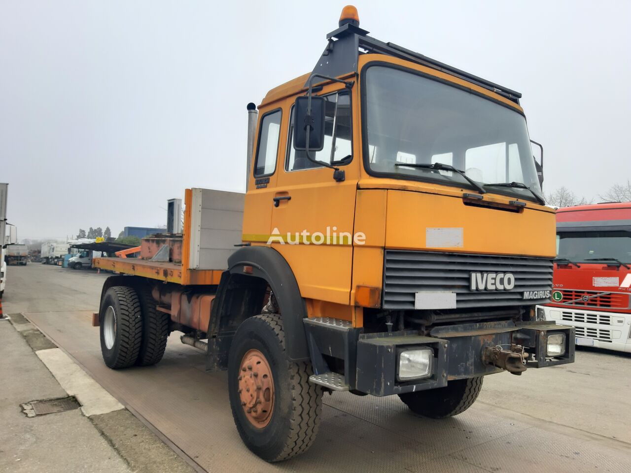 IVECO 190.25 platform truck