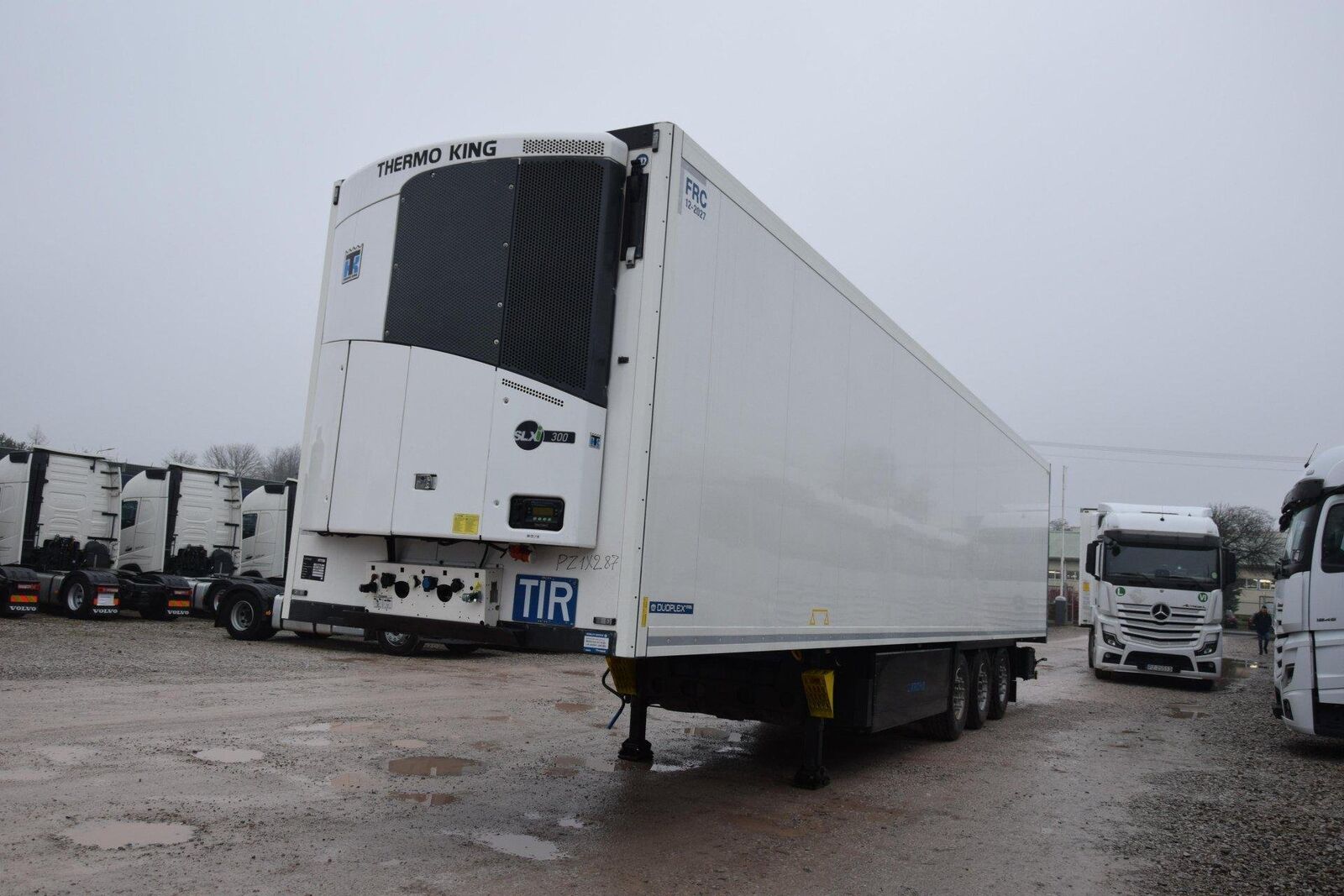 Krone SDR 27 - FP 60 ThermoKing SLXI300 CLS refrigerated semi-trailer