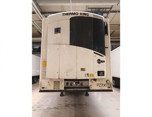 damaged Schmitz Cargobull SKO 24/L  refrigerated semi-trailer