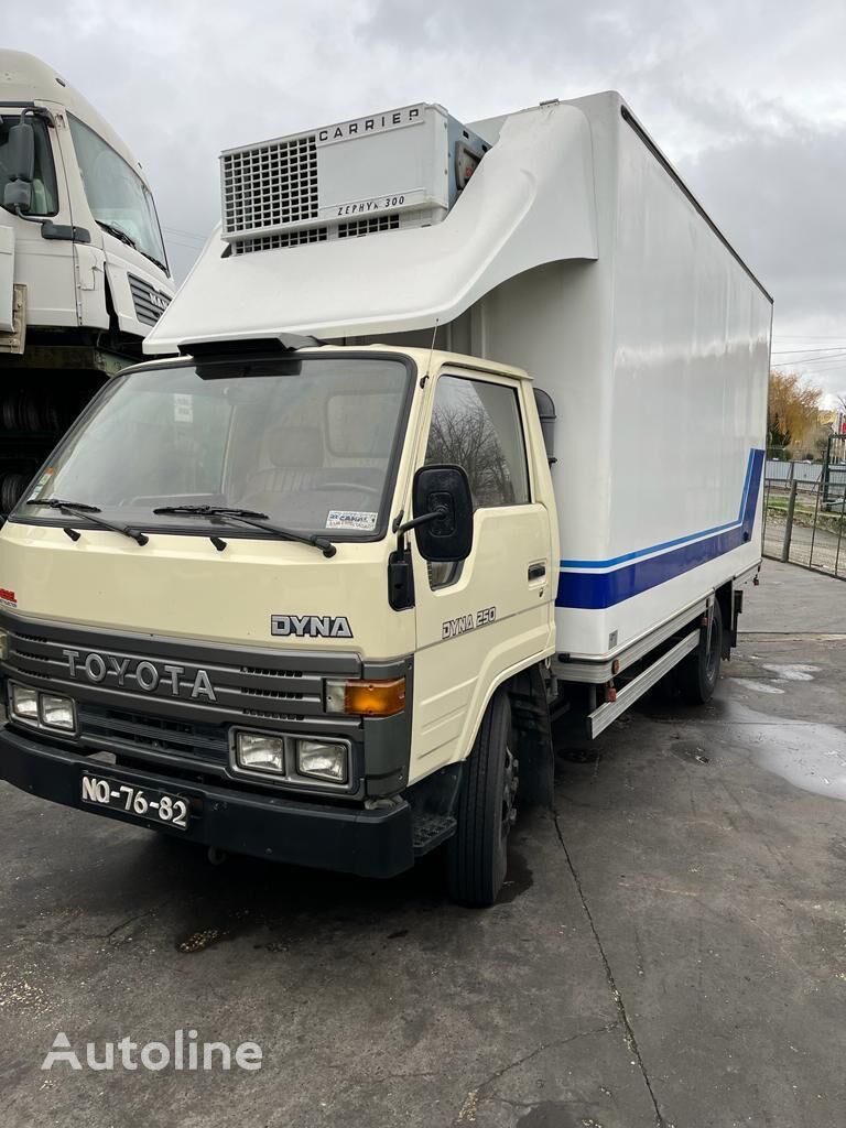 Toyota DYNA 250   refrigerated truck