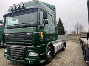 DAF XF 105.460 ATe - little damage truck tractor