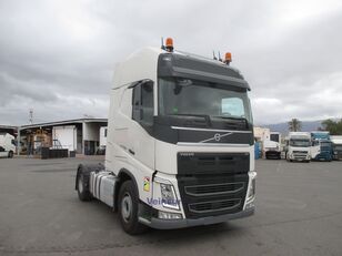 Volvo FH4 truck tractor